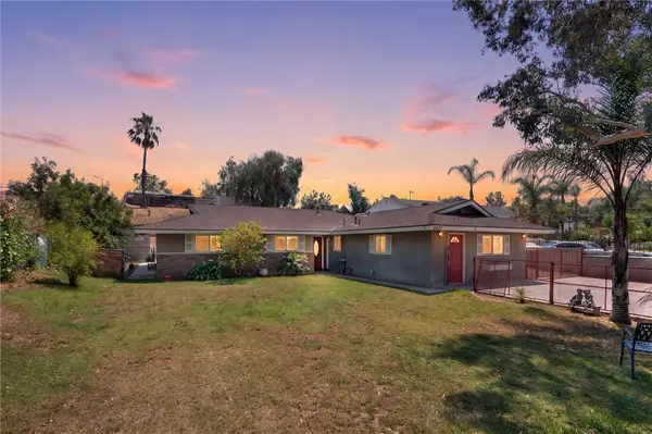 9542 52nd, Riverside, CA 92509