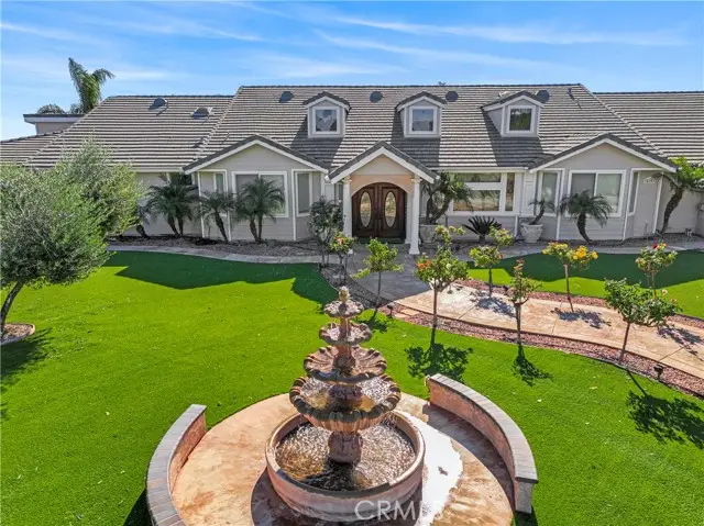35751 Avenida La Cresta, Murrieta, CA 92562 - #2