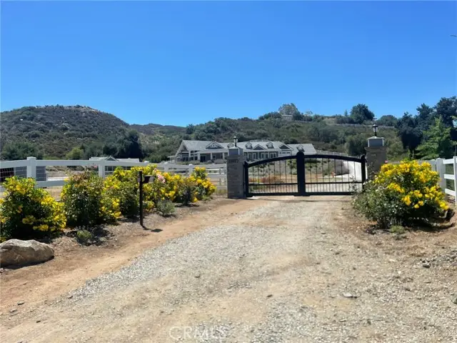 37492 Calle De Lobo, Murrieta, CA 92562 - #3