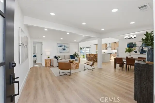 4540 Limerick Way, San Diego, CA 92117 - #3