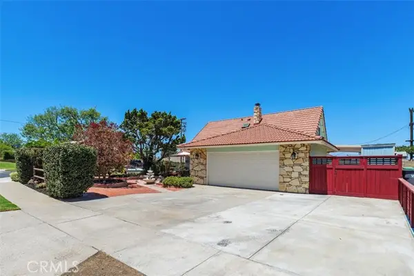 315 Monterey, Corona, CA 92879