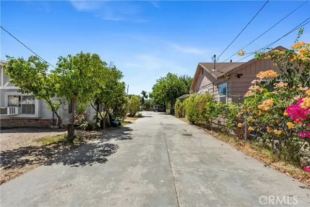 523 Locust Street, Ontario, CA 91762 - #3
