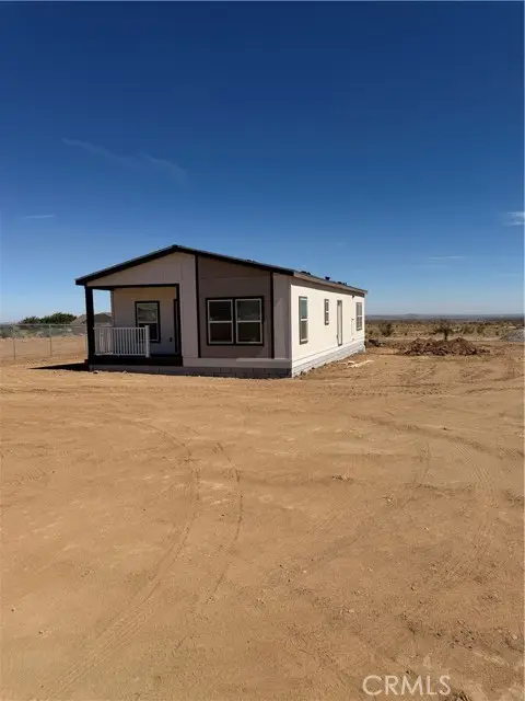 8076 SARATOGA, Phelan, CA 92371