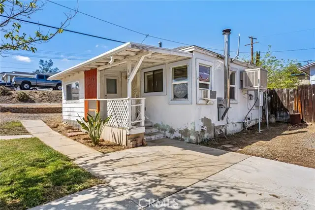 307 Lowell, Lake Elsinore, CA 92530 - #2