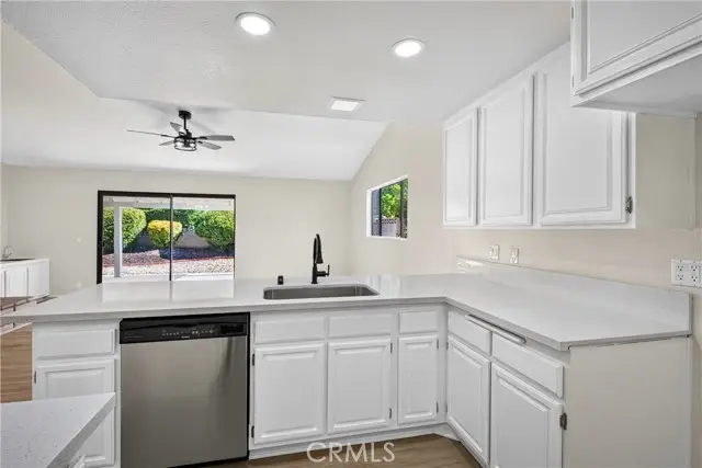 1320 Hickory, Hemet, CA 92545 - #3