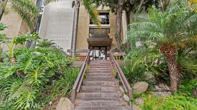 320 Ardmore, Los Angeles, CA 90020 - #1