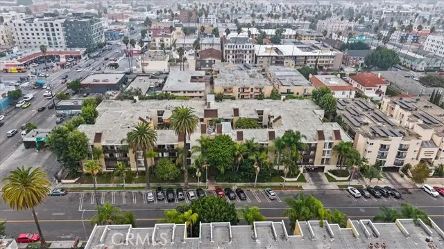 320 Ardmore, Los Angeles, CA 90020 - #2