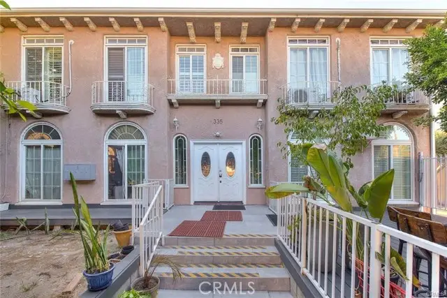 335 Mariposa Avenue, Los Angeles, CA 90004 - #1
