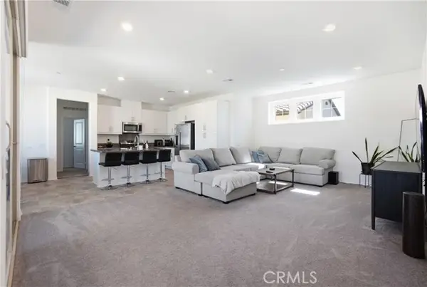 16651 Snowdrop  #1, Fontana, CA 92336