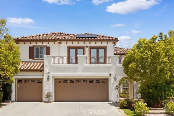 2563 Falconer, Orange, CA 92867