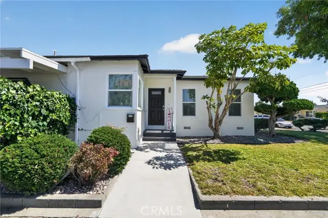 15804 Dalton Avenue, Gardena, CA 90247 - #2