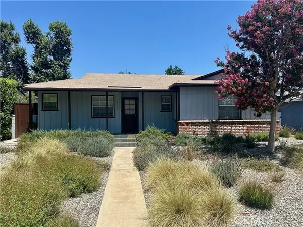 8956 Swinton Avenue, North Hills, CA 91343