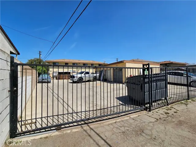 1574 Laurel Avenue, Pomona, CA 91768 - #2