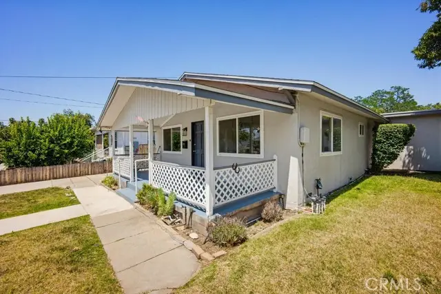107 Center Street, Redlands, CA 92373 - #2
