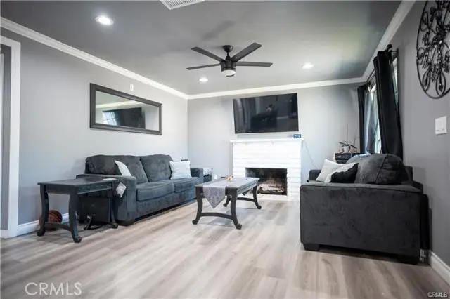 13092 Maclay, Sylmar, CA 91342 - #2