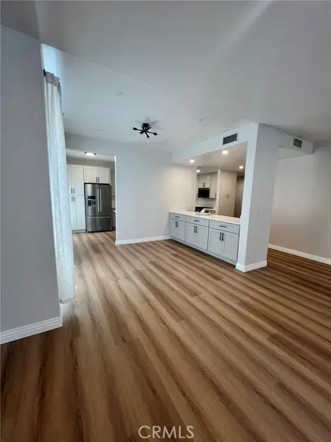 15150 Dickens  #203, Sherman Oaks, CA 91403