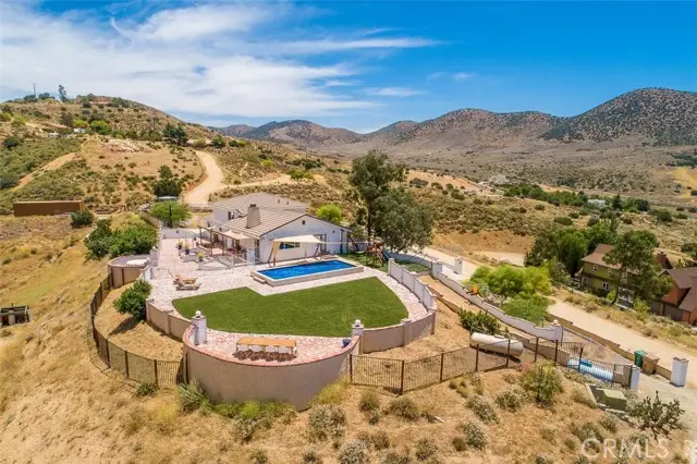 9175 Yucca Hills Road, Santa Clarita, CA 91390 - #1