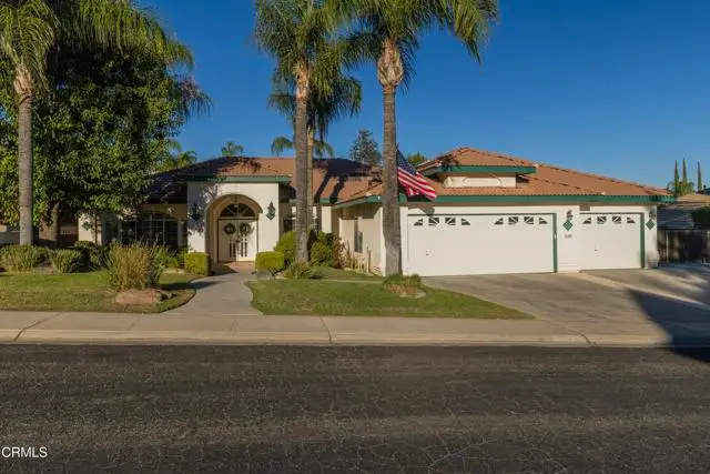 3707 Mont Blanc Terrace, Bakersfield, CA 93306 - #3