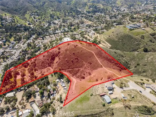 10131 Johanna Avenue, Sunland, CA 91040