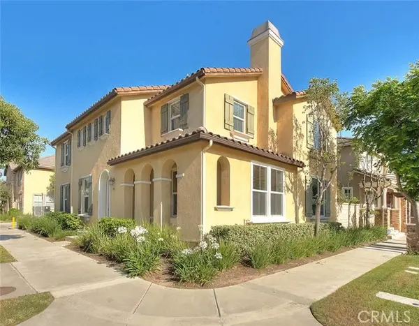 906 Woodbine, Azusa, CA 91702