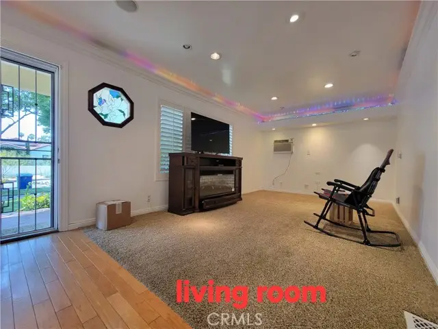 3323 Larga, Los Angeles, CA 90039 - #3
