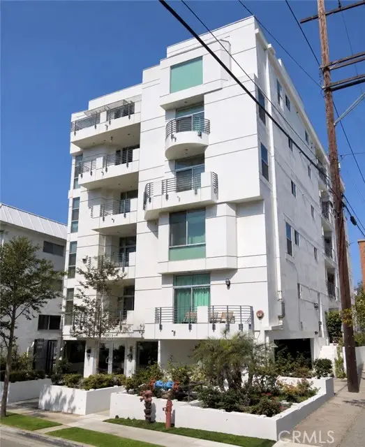 10911 Wellworth  #1A, Los Angeles, CA 90024 - #1