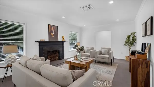 10207 Camarillo Street, Toluca Lake, CA 91602