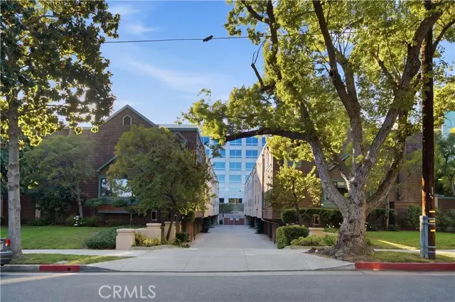 209 Oakland, Pasadena, CA 91101 - #2