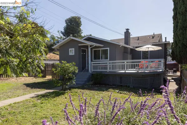 3750 Mcclelland St, Oakland, CA 94619