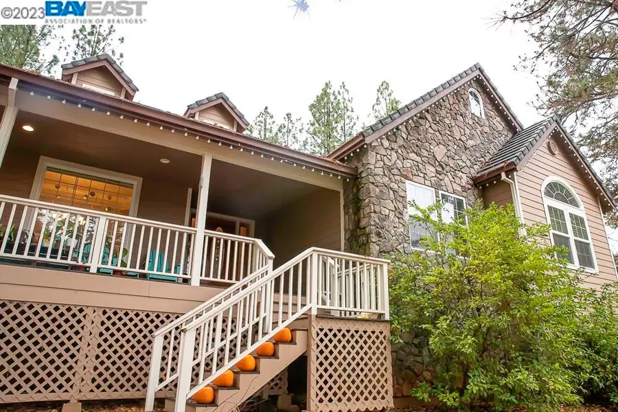 5060 Bella Vista Cir, Foresthill, CA 95631 - Image #3