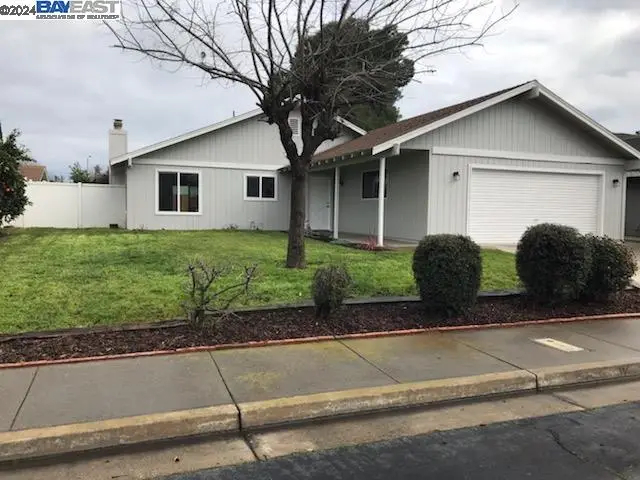 3374 San Felipe Ct, Merced, CA 95348 - Image #1