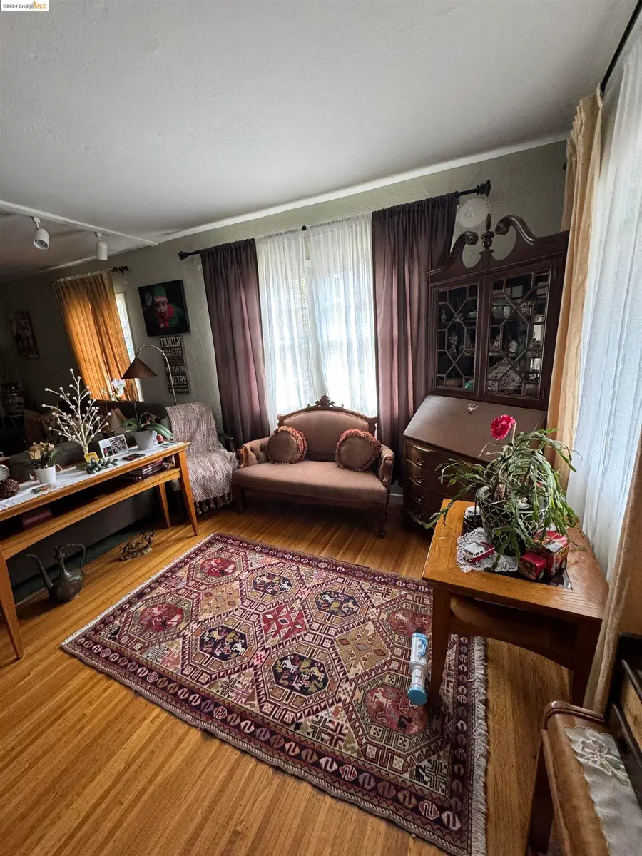 6440 Sunnymere, Oakland, CA 94605 - Image #3