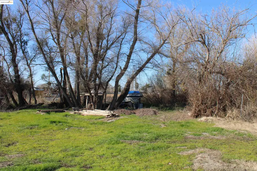 412 Park Ln, Bethel Island, CA 94511 - Image #2