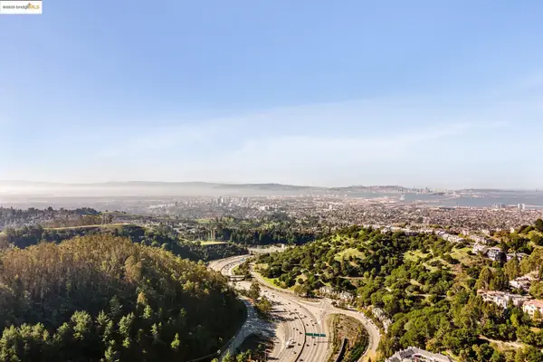 Tunnel Rd, Oakland, CA 94611