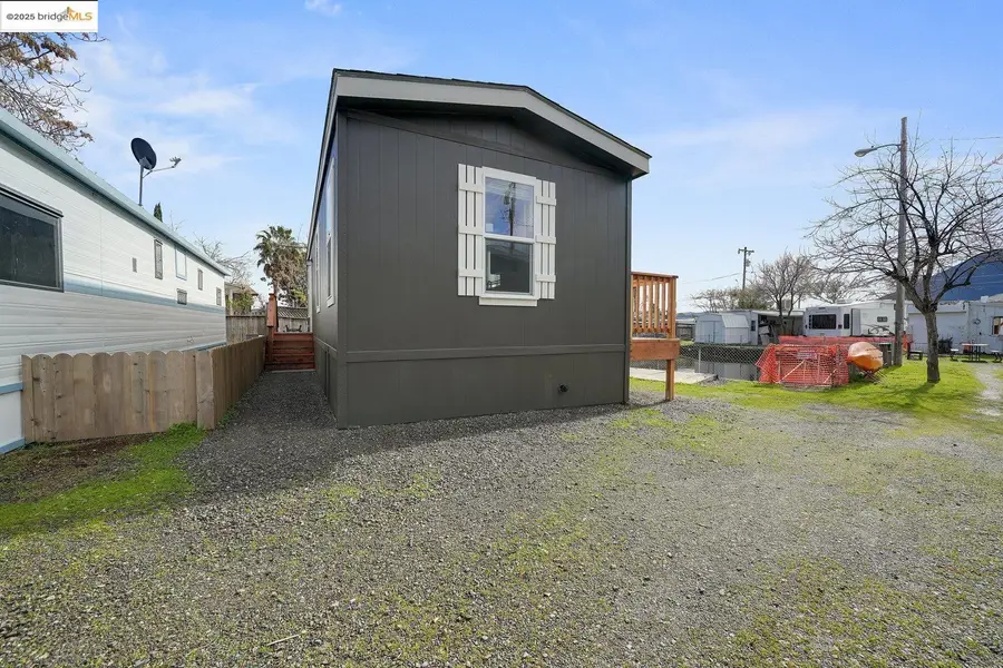 9510 Harbor Drive #5, Glenhaven, CA 95443 - Image #2