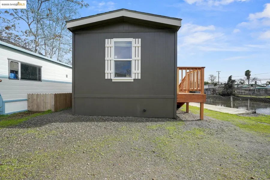 9510 Harbor Drive #5, Glenhaven, CA 95443 - Image #3