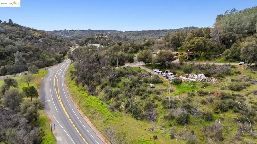 11310 Mckibbin Dr, Jamestown, CA 95327 - Image #2