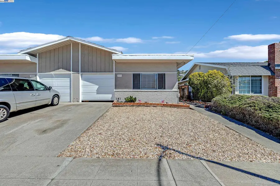 30236 Vanderbilt St, Hayward, CA 94544 - Image #2