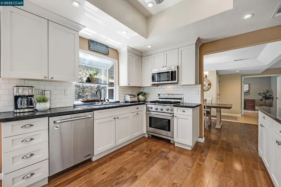 60 Rainbow Cir, Danville, CA 94506 - Image #2