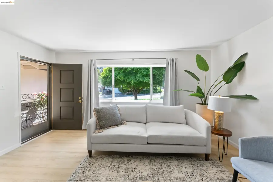 2305 Marlin Court, Pinole, CA 94564 - Image #3