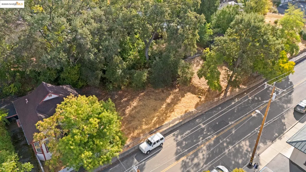 351 S Stewart St, Sonora, CA 95370 - Image #1