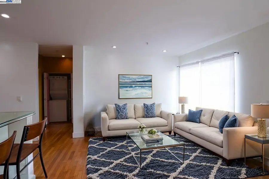 371 30th #201, Oakland, CA 94609 - Image #2