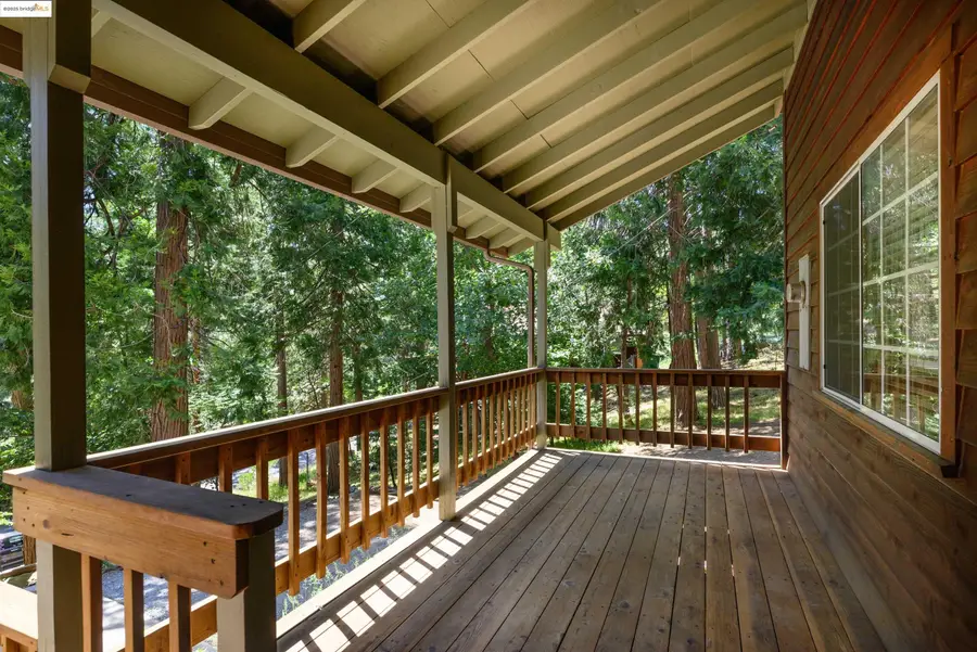 24051 Pine Lake Dr, Twain Harte, CA 95383 - Image #2