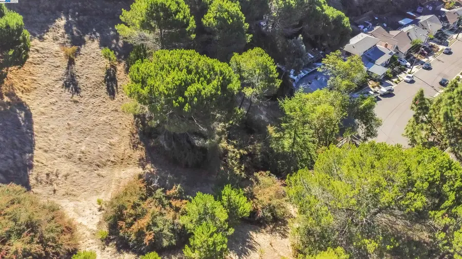 2250 Strang Ave, San Lorenzo, CA 94580 - Image #2