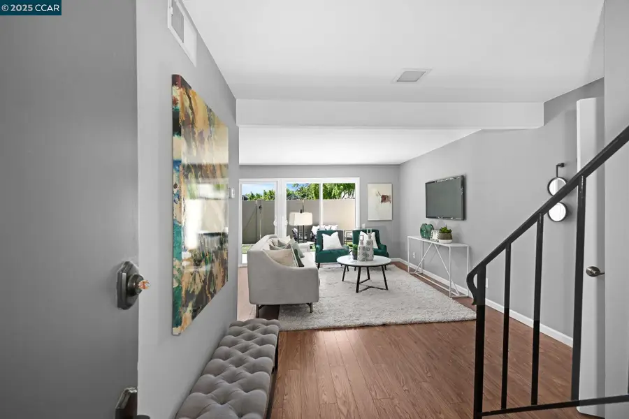 761 Pine St, Livermore, CA 94551 - Image #2