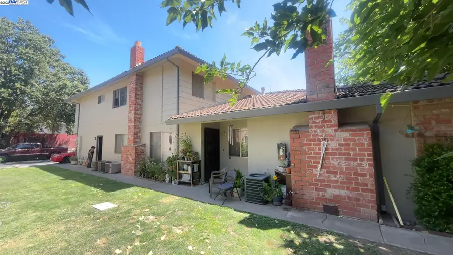 5519 Keoncrest Circle, Sacramento, CA 95841 - Image #3