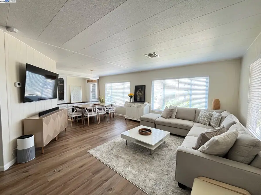 711 Old Canyon Rd. #6, Fremont, CA 94536 - Image #2