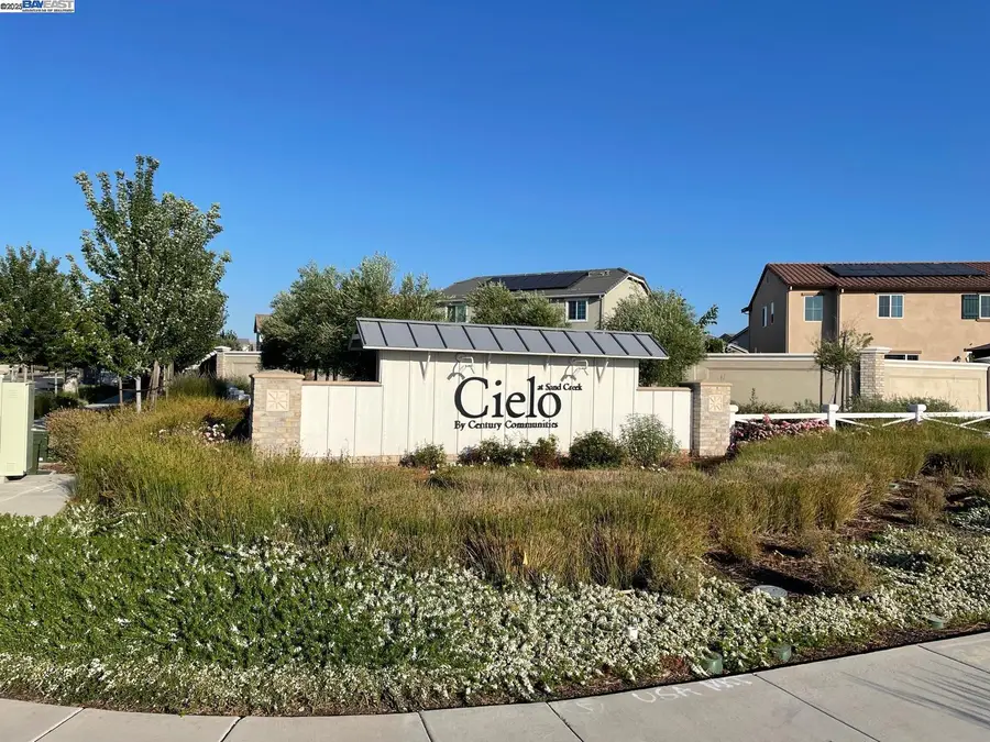 5611 Trinity Lakes Ln, Antioch, CA 94531 - Image #2