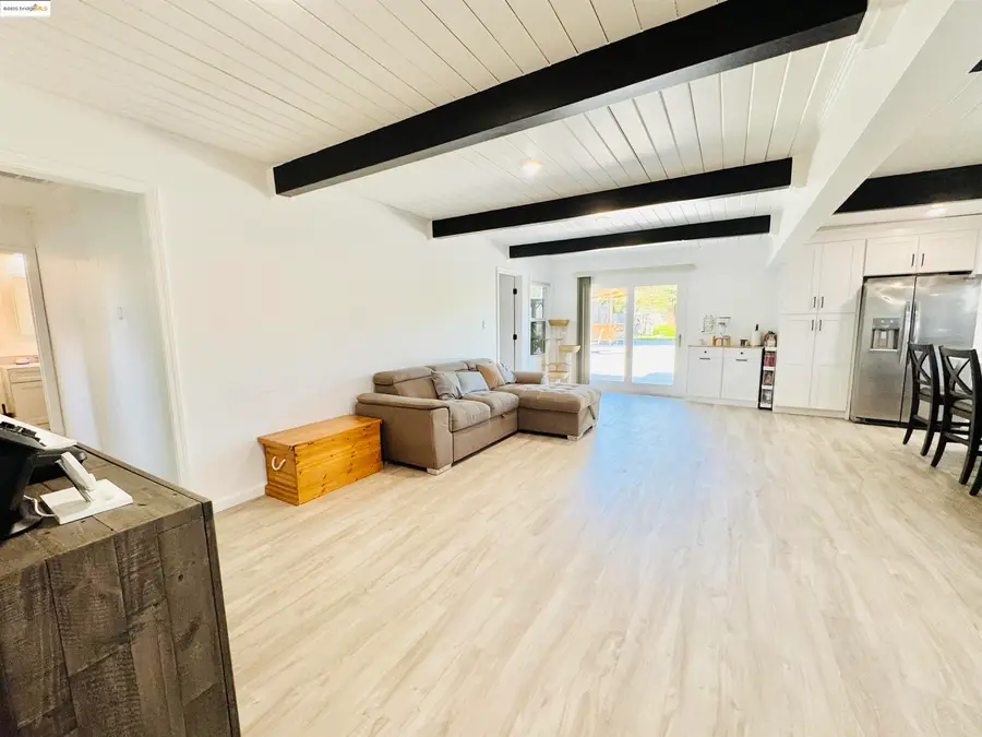 534 Rincon Rd, El Sobrante, CA 94803 - Image #3