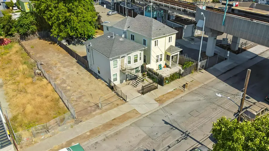 537 Chester St, Oakland, CA 94607 - Image #3